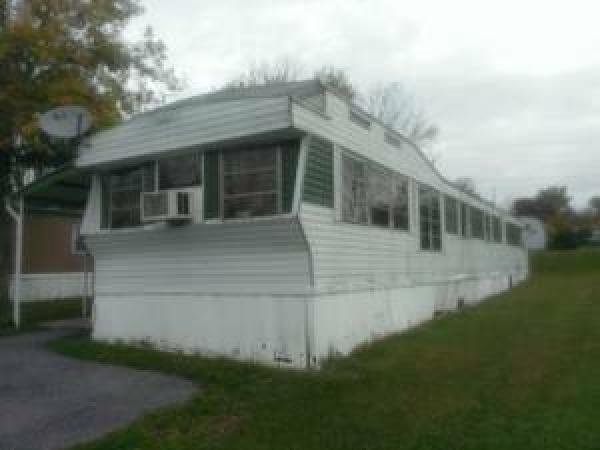 1978 Holly Park Mobile Home For Sale