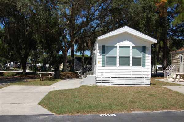 2008 Chariot 44L Manufactured Home