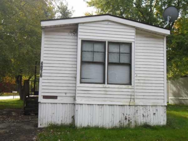 1987 CHAMPION Mobile Home For Sale