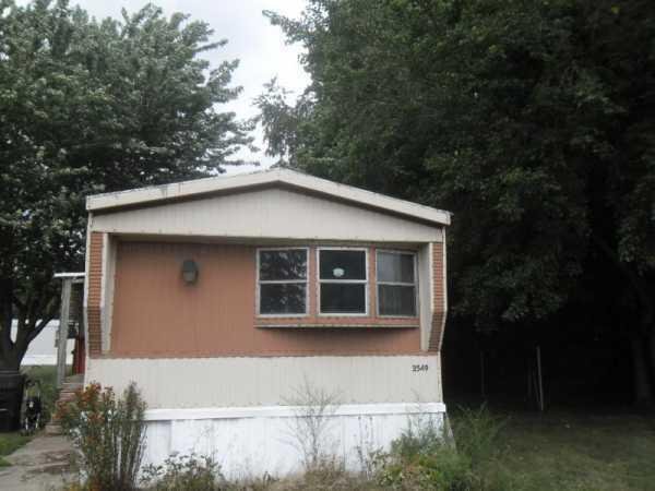 1986 Holly Park Mobile Home For Sale