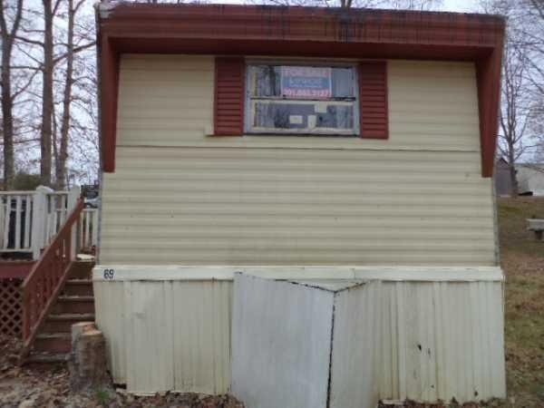1976 SCHU Mobile Home For Sale