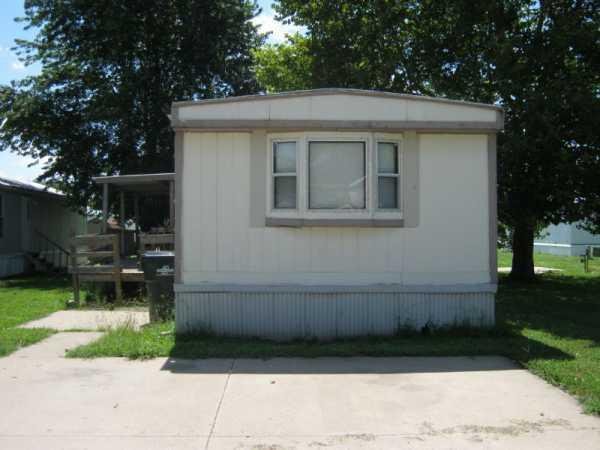 1982 LFST Mobile Home For Sale