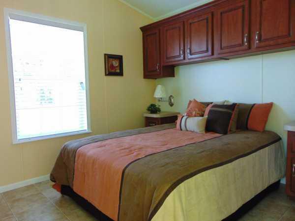 2015 Jacobsen Imperial - 1374 Manufactured Home