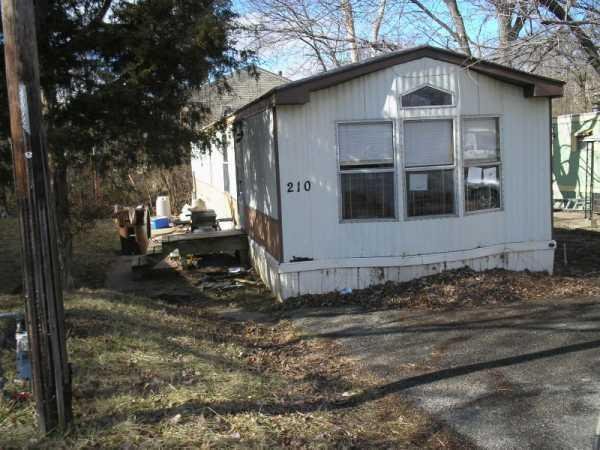 1986 REDMAN Mobile Home For Sale