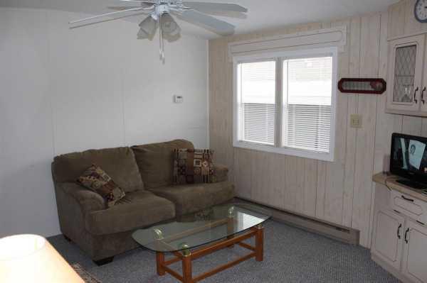 1986 Krop Manufactured Home