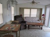 1988 SUNHOME Manufactured Home