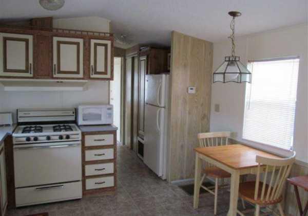 1988 SUNHOME Manufactured Home