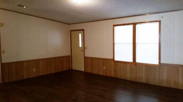 1989 Fleetwood Manufactured Home