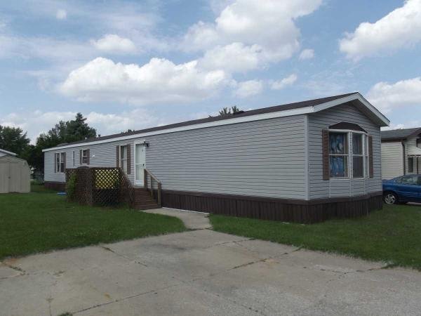 1995 redman Mobile Home For Sale