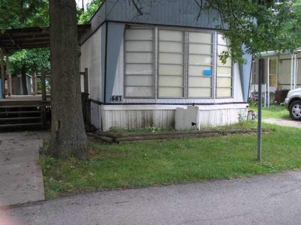 1977 victorian Mobile Home For Sale