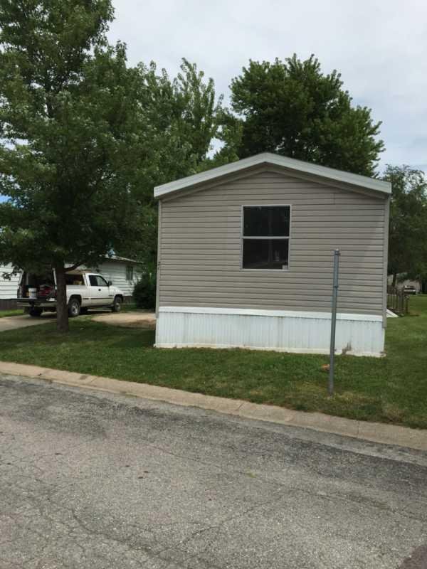 2005 FLEETWOOD Mobile Home For Sale