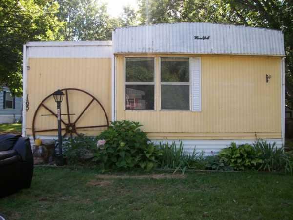 1975 Marshfield Mobile Home For Sale