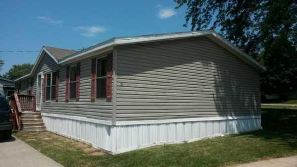 2002 FLEETWOOD Mobile Home For Sale