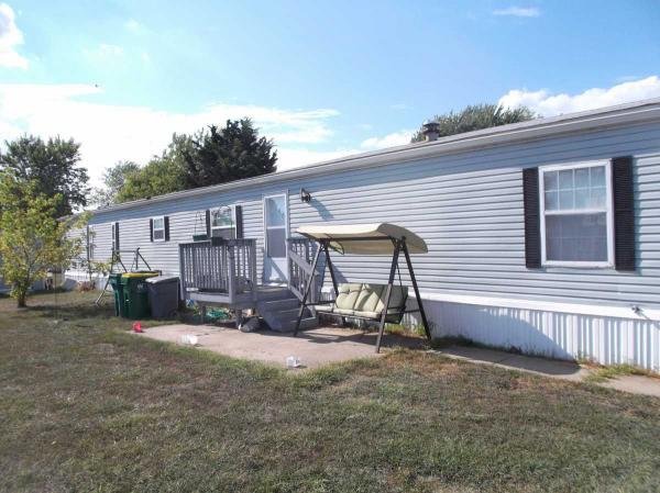 1990 Holly Park Mobile Home For Sale