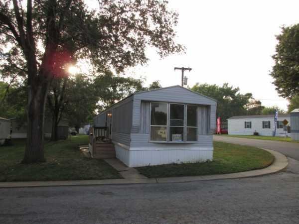 1988 CLAYTON Mobile Home For Sale