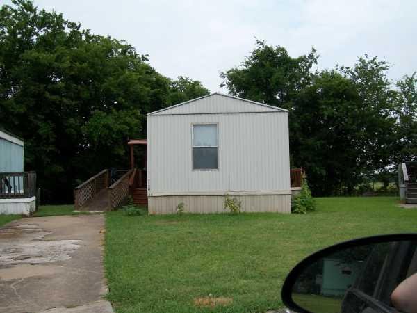 1997 CLAYTON Mobile Home For Sale