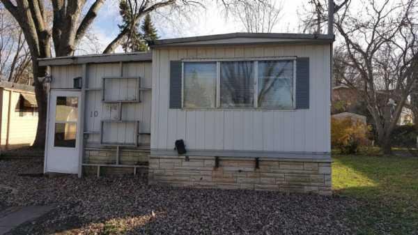 1969 House of Harmony Mobile Home For Sale