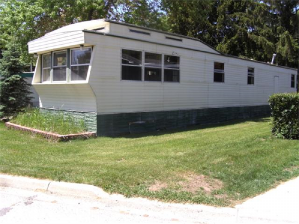 1975 Holly Park Mobile Home For Sale