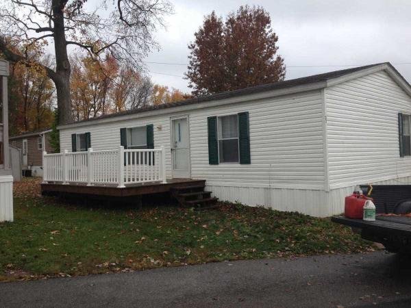 1996 Clarion Mobile Home For Sale