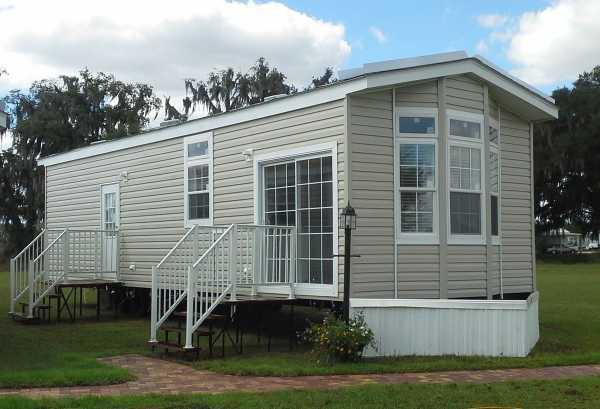 2015 Jacobsen Imperial - 1374 Manufactured Home