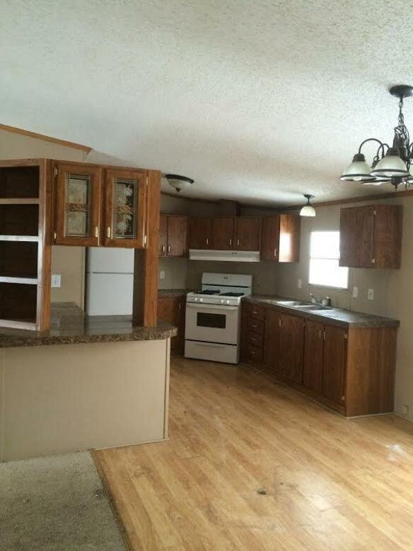 1998 LIBH Mobile Home For Sale