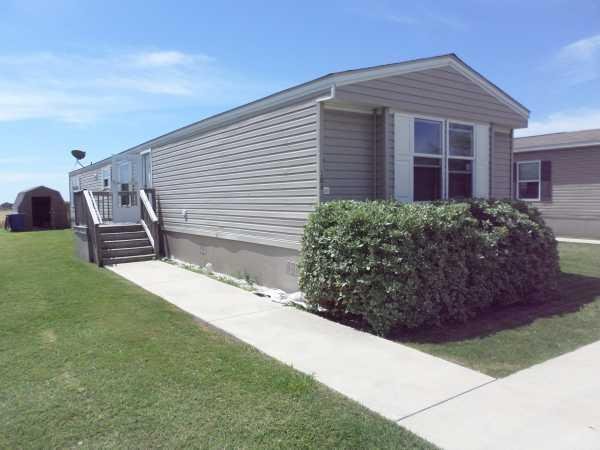 2006 CMH Manufacturing Mobile Home For Sale