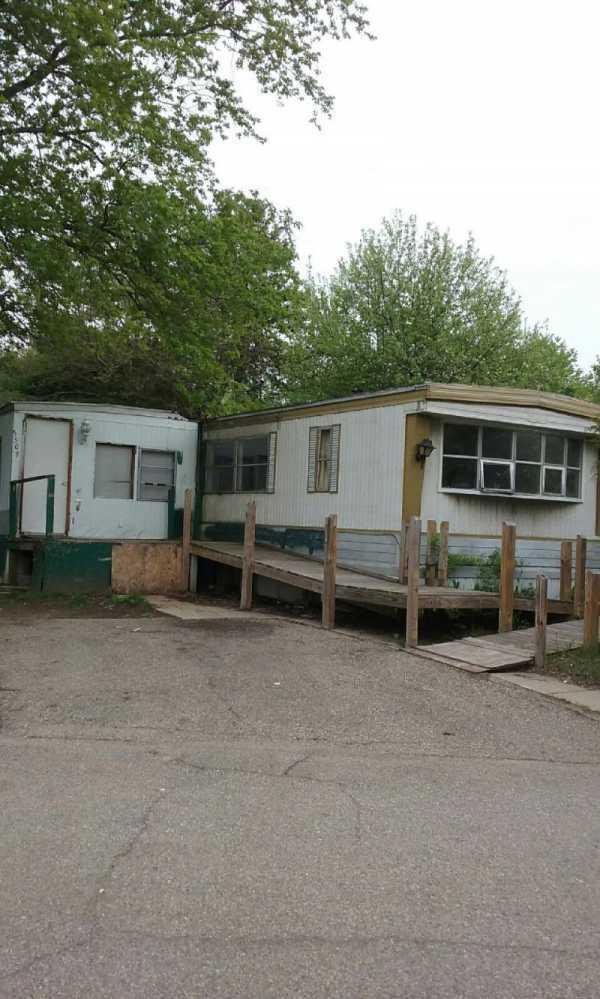 1976 Admiration Mobile Home For Sale