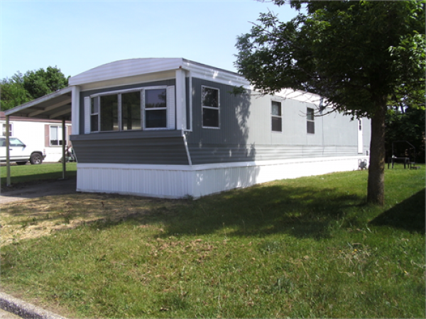 1976 Bayview Mobile Home For Sale