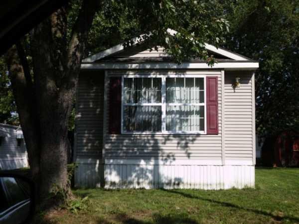 2004 FALL CREEK Mobile Home For Sale