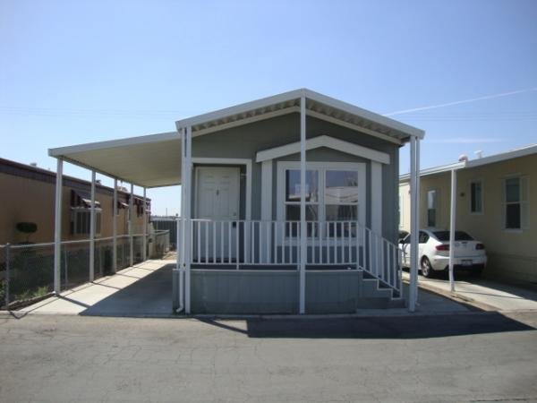2005 Fleetwood  Mobile Home For Sale