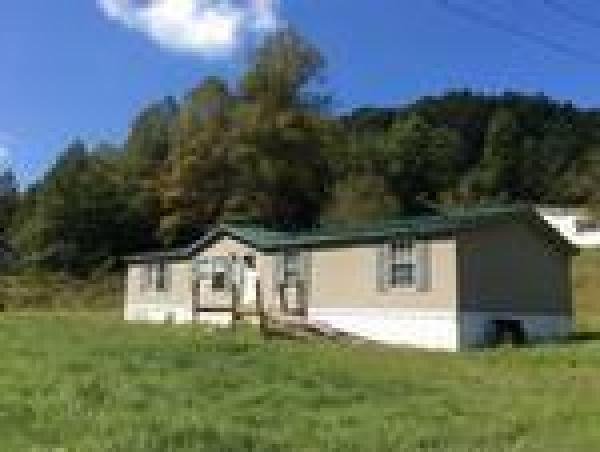 2003 TRADITION Mobile Home For Sale