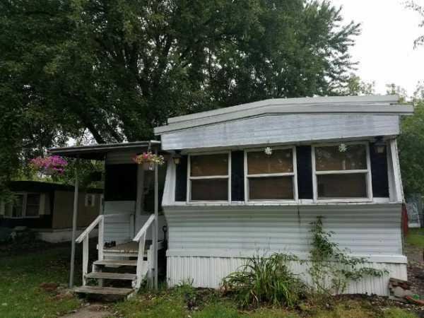 1977 Holly Park Mobile Home For Sale