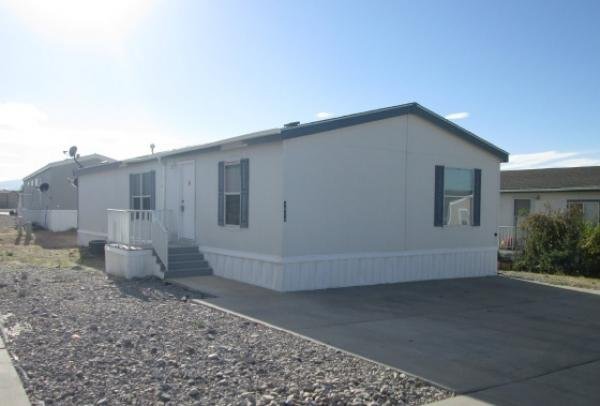 2005 MANU Mobile Home For Sale