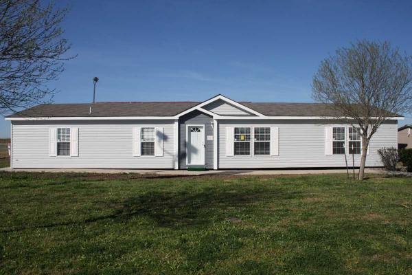 FRIO Mobile Home For Sale