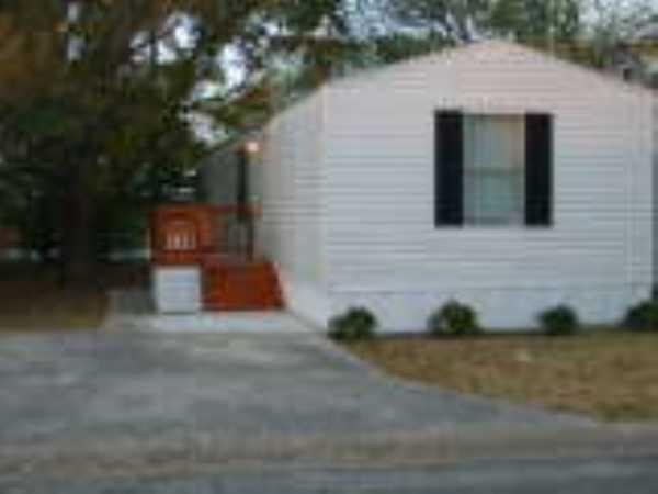 2006 FLEETWOOD Mobile Home For Sale