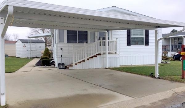 2006 Four Seasons Mobile Home For Sale