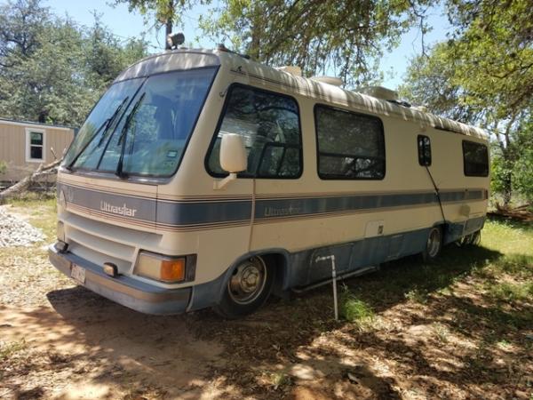 1999 RV - Champion Ultrastar Motorhome Mobile Home For Sale