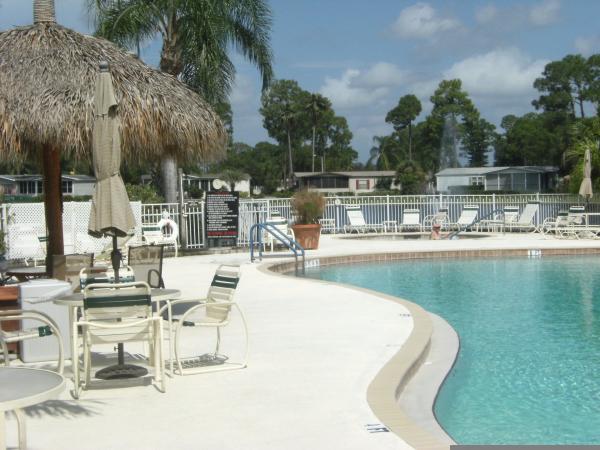 TWIN Mobile Home For Sale