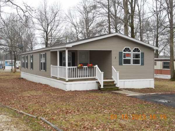 2008 Pine Grove Mobile Home For Sale