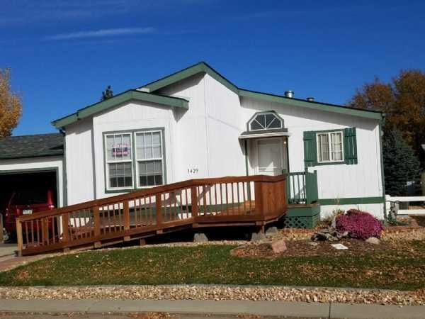 1996 FLE Mobile Home For Sale