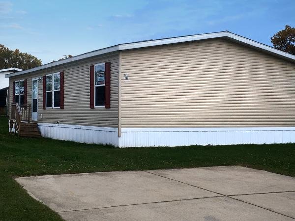 2016  Mobile Home For Sale