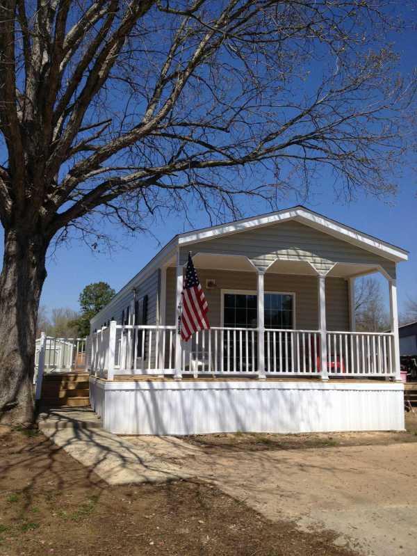 2013  Mobile Home For Sale