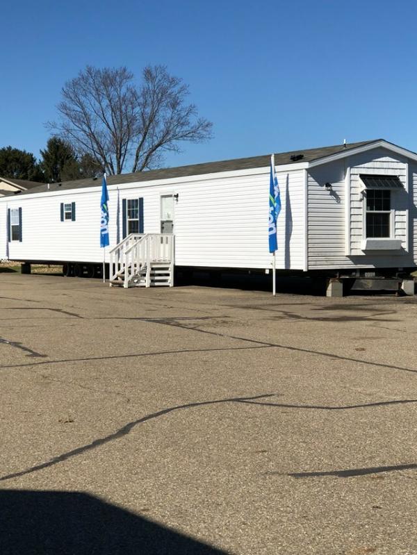 CLAYTON Manufactured Home for Sale in Frazeysburg, 43822 for 68,168