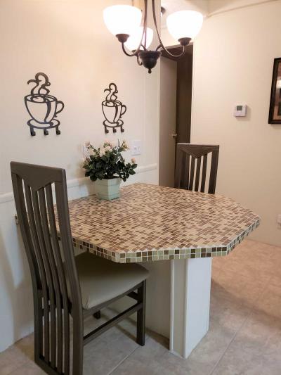 Photo 5 of 22 of home located at Whitehaven Lane Sarasota, FL 34233
