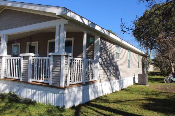 Senior Retirement Living - 2005 Palm Harbor Mobile Home For Sale in