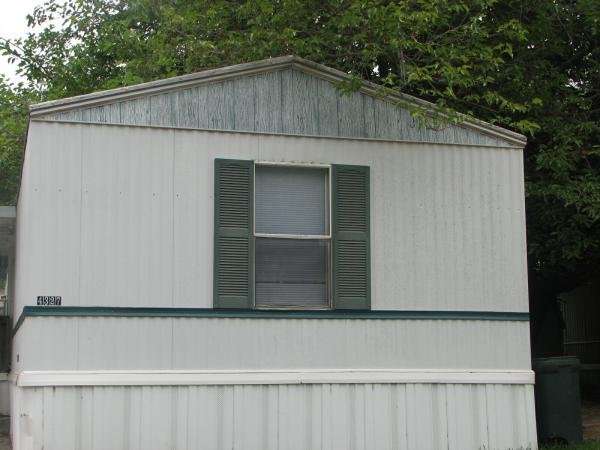 1998 CLAYTON Mobile Home For Sale