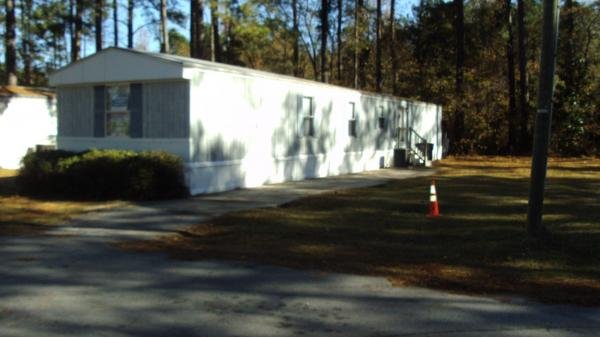 2000 CLAYTON Mobile Home For Rent