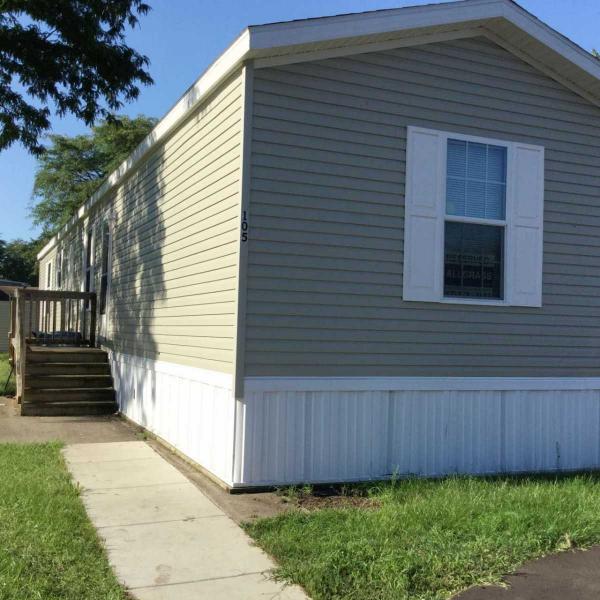 2015 Mobile Home For Rent