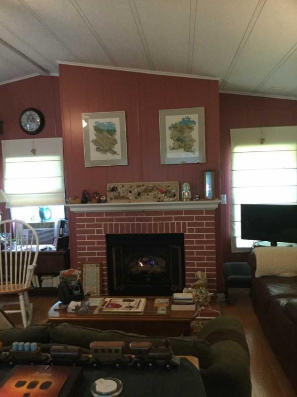 Windsor Mobile Home for Sale in Alfred, ME 04002 for 89,000