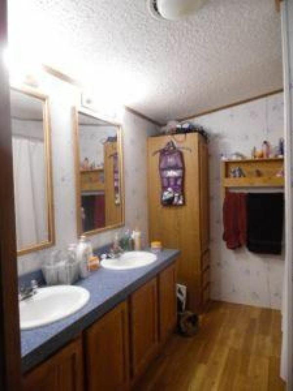 1995 CHAMPION Mobile Home For Sale
